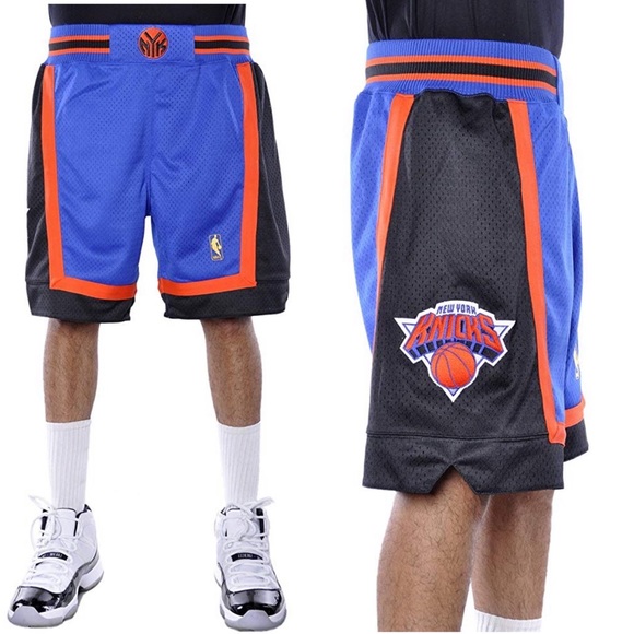 Mitchell & Ness 1996-97 NY Knicks Swingman Shorts - Picture 2 of 8
